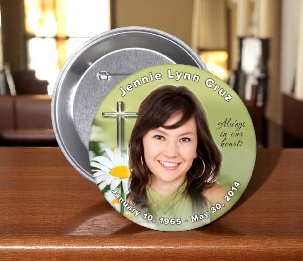 White Daisy Memorial Button (Pack of 10)